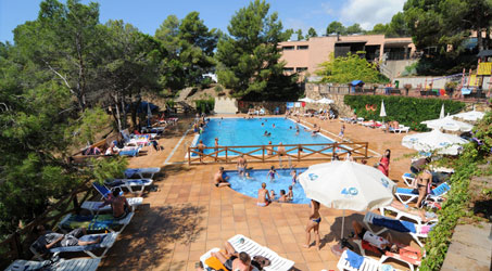 camping-avec-piscine-cala-llevado-espagne camping avec piscine cala llevado espagne
